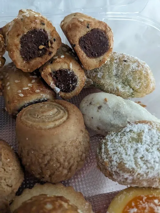 Sarkis Pastry Picture 2