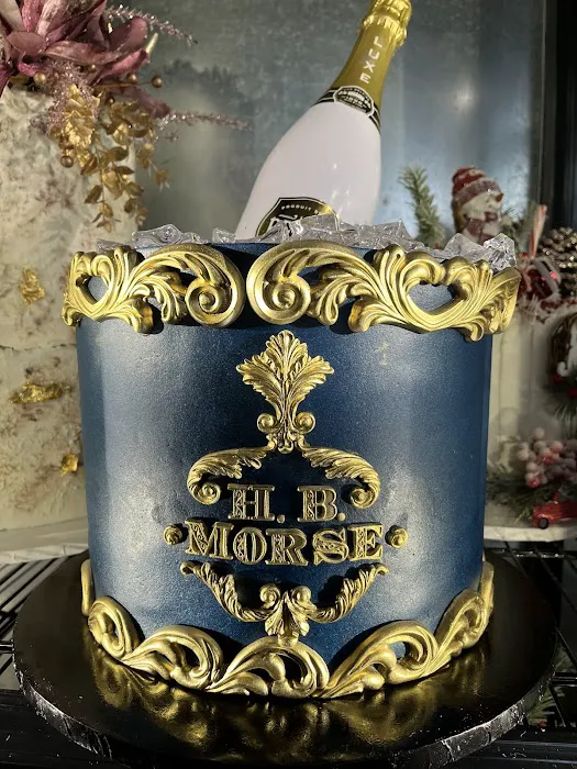 YUMMY Custom Cakes Picture 2