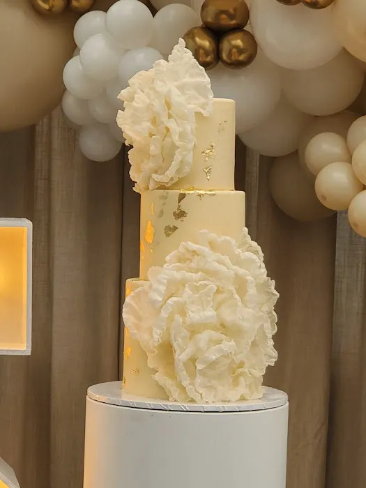 YUMMY Custom Cakes Picture 1