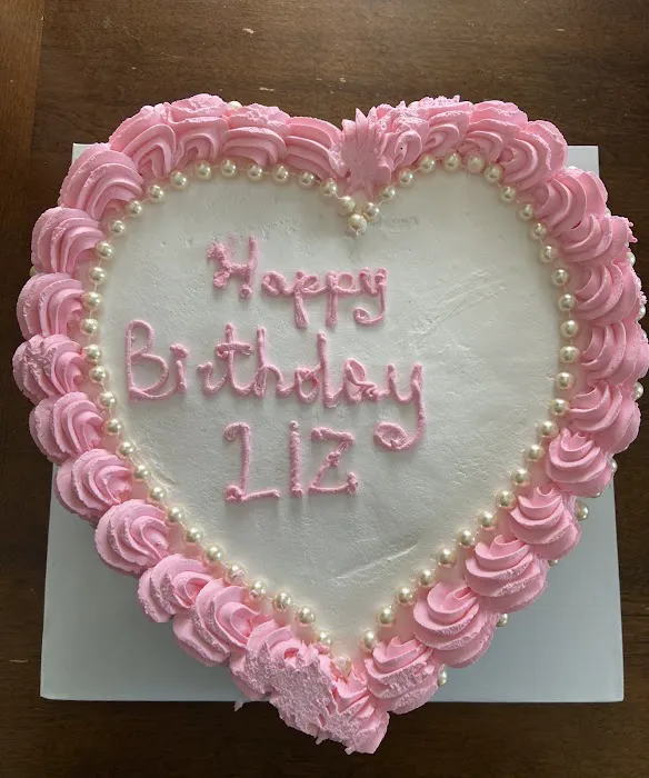 YUMMY Custom Cakes Picture 9