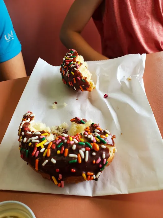 Mr Good's Donuts N Bagel Picture 6