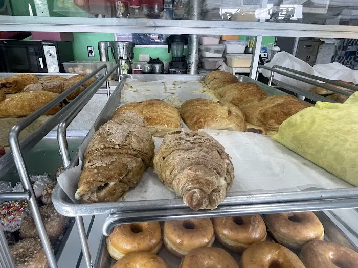 Mr Good's Donuts N Bagel Picture 4
