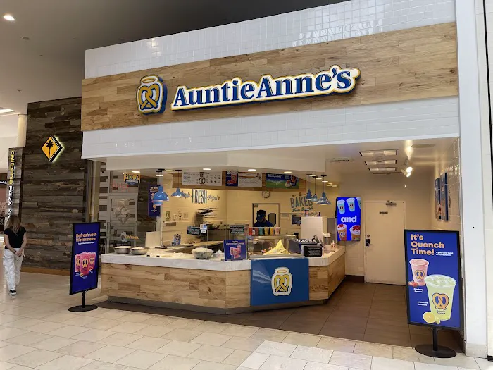 Auntie Anne's Picture 8