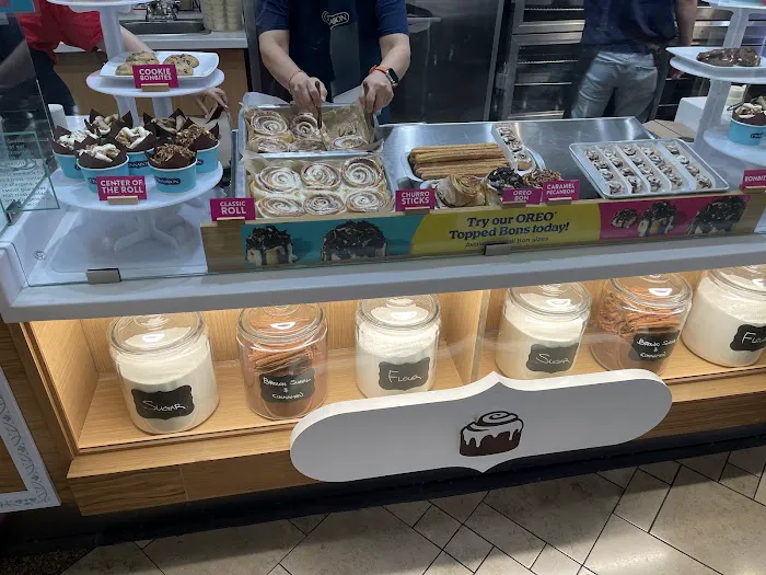 Cinnabon Picture 10