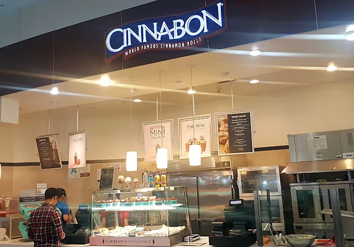 Cinnabon Picture 6