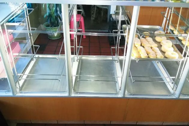 Lisa’s Donut Alley
