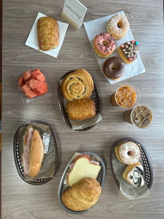Lisa’s Donut Alley Picture 2