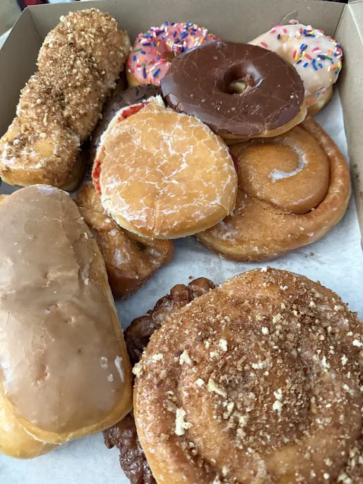 Lisa’s Donut Alley Picture 7