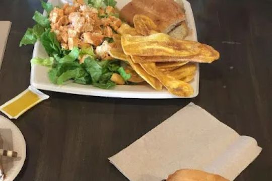 Merengue Bakery & Cafe