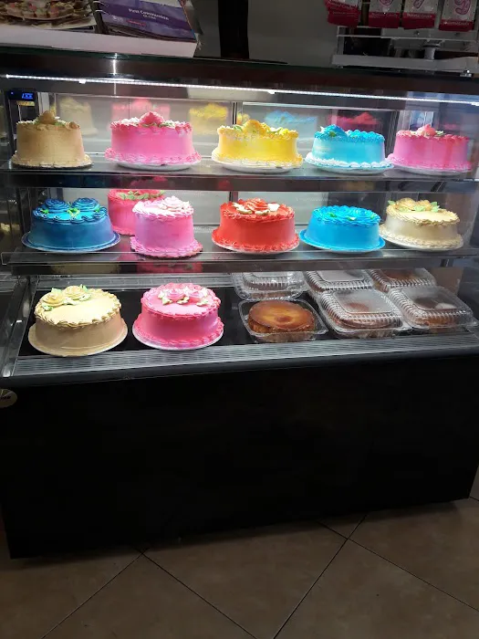 Mexican Bakery Picture 4