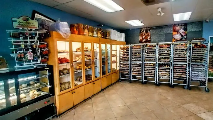 Mexican Bakery Picture 9