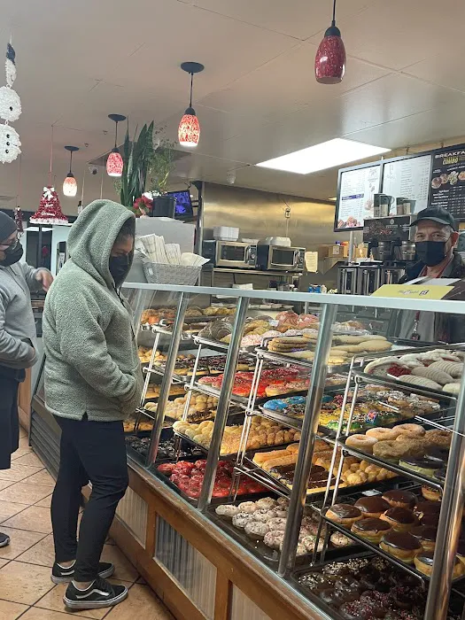 Yum Yum Donuts Picture 4