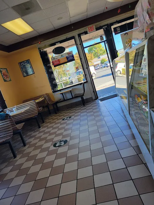 Kings Donuts & Bagels Picture 6