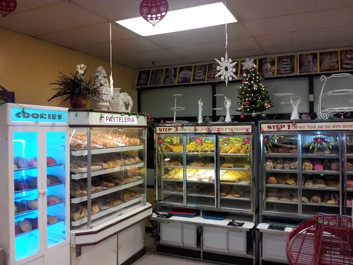 La Poblana Bakery Picture 9