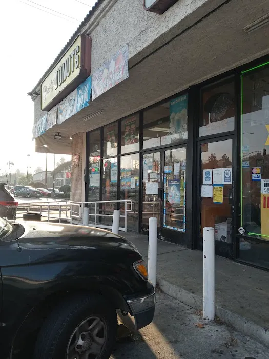 Christy's Donuts Picture 7