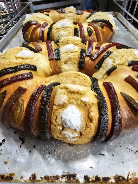 Mil Hojas Bakery Picture 7