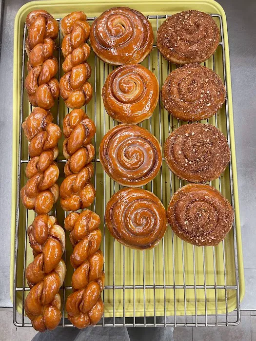 405 DONUT Picture 5