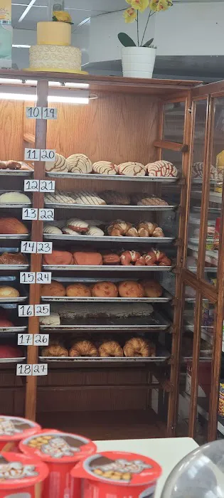 Rosario's Bakery Picture 10