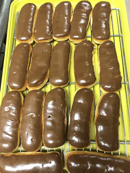 Dey's Donuts & Croissants Picture 5