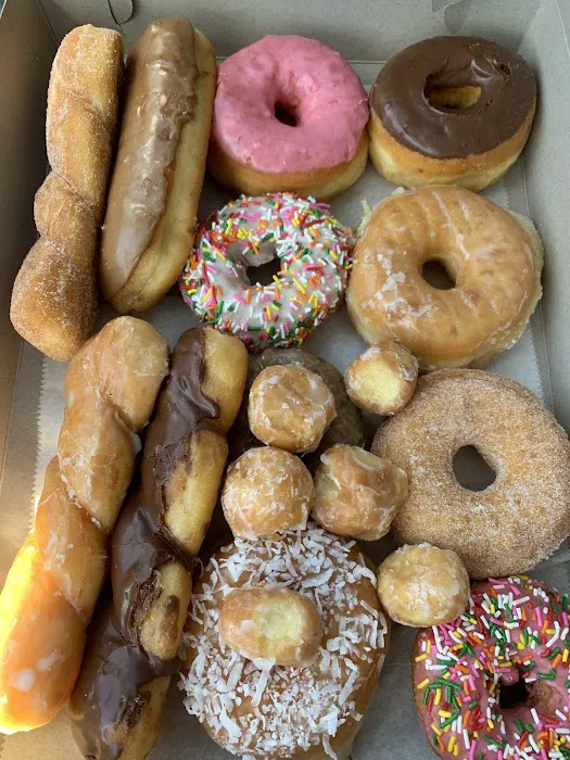 Dey's Donuts & Croissants Picture 10