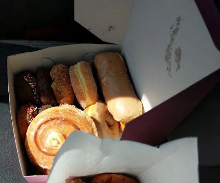 K & M Donuts