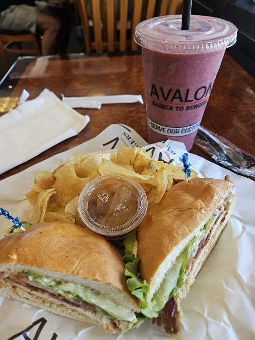 Avalon Bagels to Burgers Picture 4