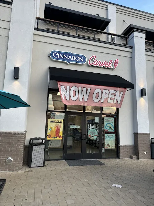 Cinnabon Picture 3