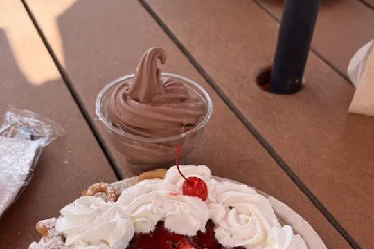 Six Flags Funnel Cake Factory