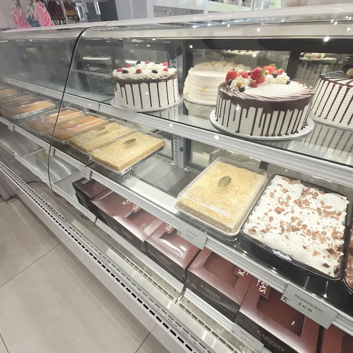 Karina's Cake House Picture 10