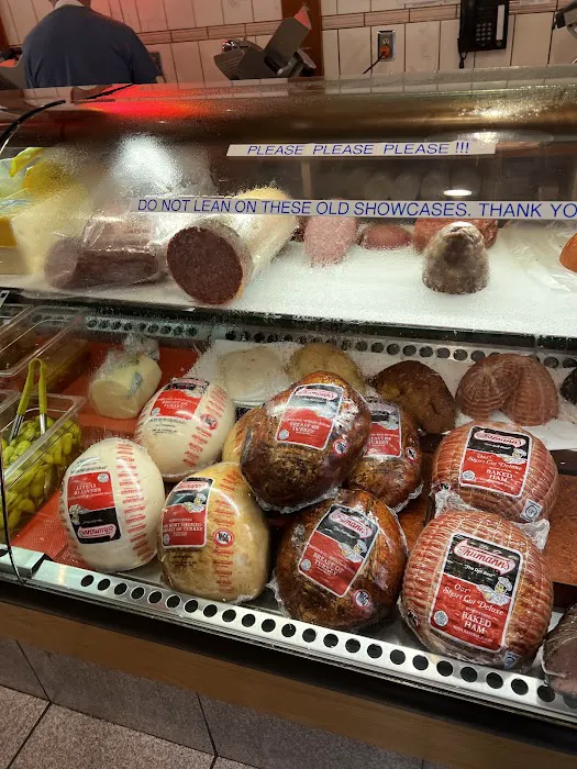 Eagle Rock Italian Bakery & Deli Picture 3