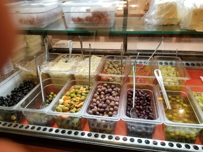 Eagle Rock Italian Bakery & Deli Picture 7