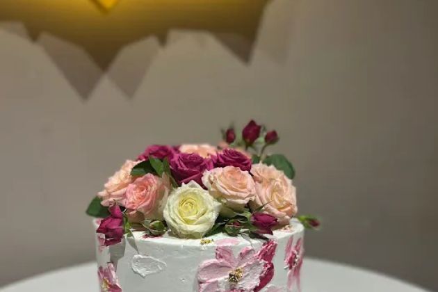 Cakes to order