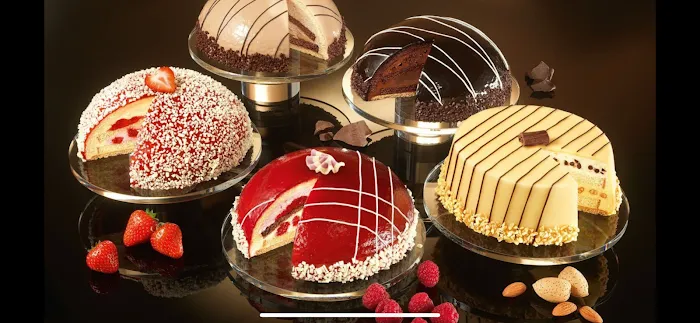 Cakes to order Picture 3