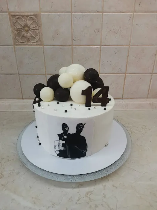 Cakes to order Picture 5