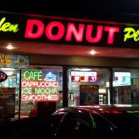 Golden Donuts Place ico