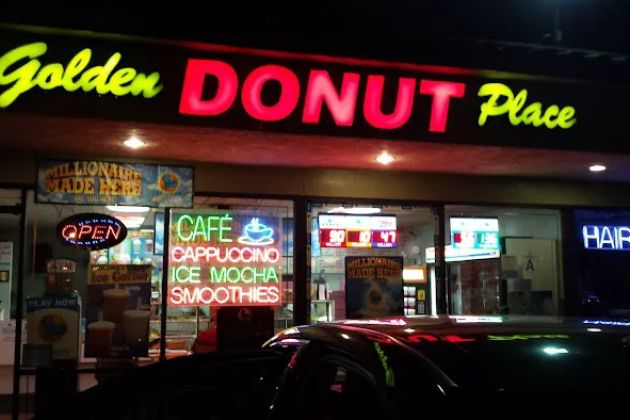 Golden Donuts Place