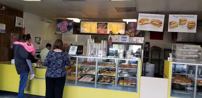 Christy's Donuts Picture 4