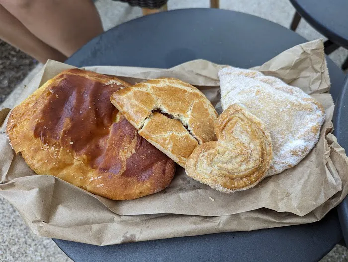 Sandy's Bakery Picture 7