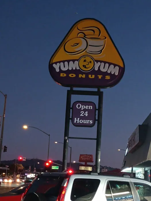 Yum Yum Donuts Picture 2
