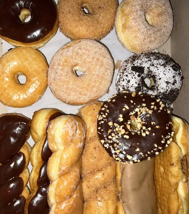 Yum Yum Donuts Picture 4