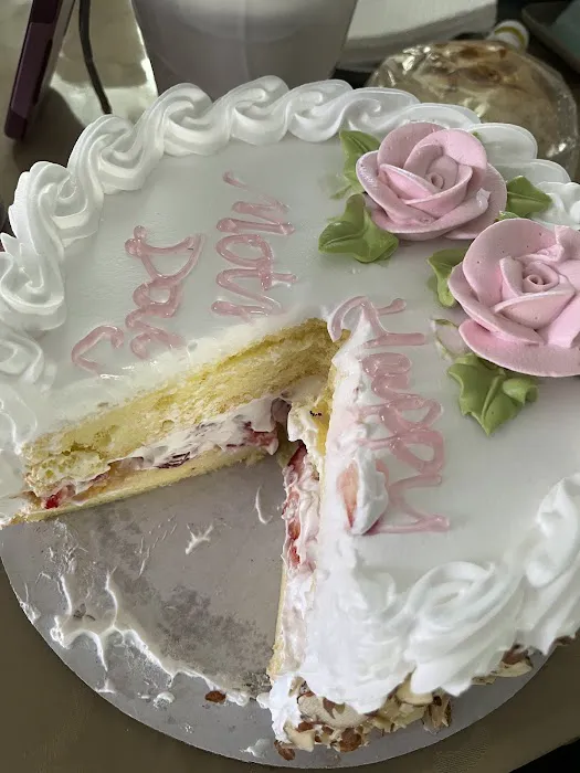 Dragon Bakery Picture 5