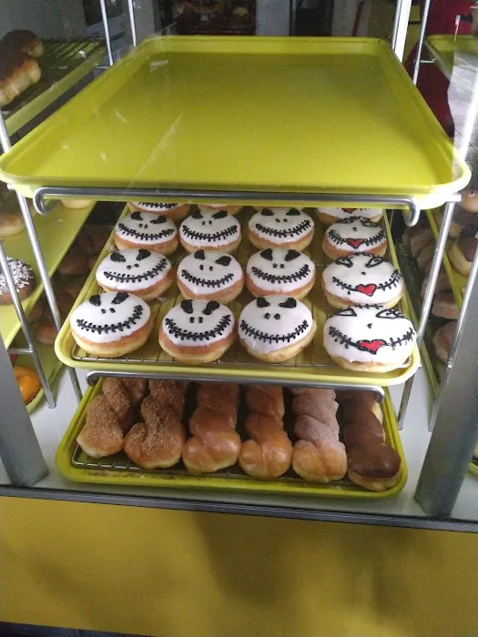MASTER FRESH DONUTS Picture 2