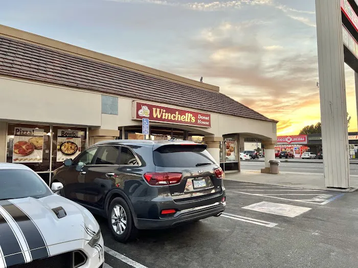 Winchell's Donut House Picture 1