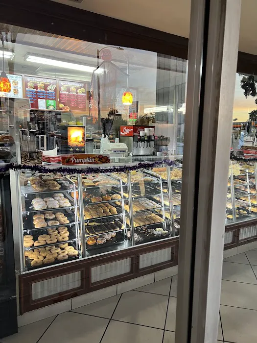 Winchell's Donut House Picture 5