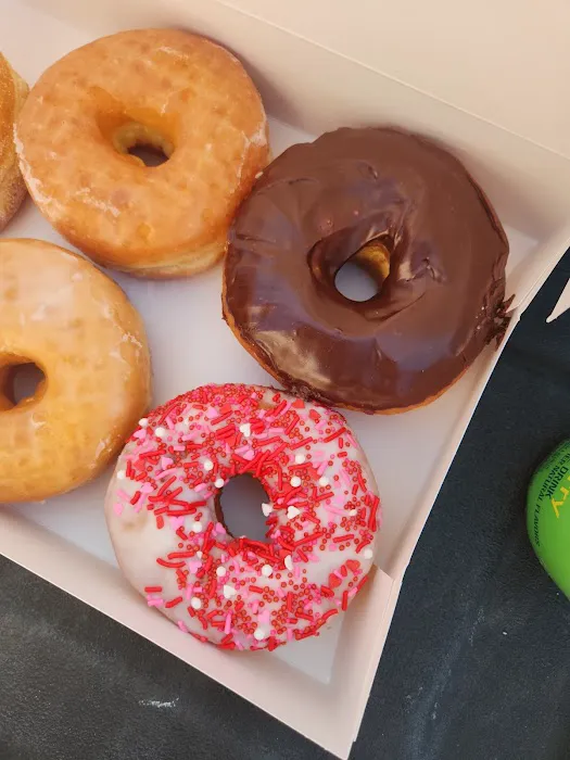 Cafe Donuts and smoothies Picture 8