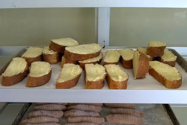 Leyva Bakery