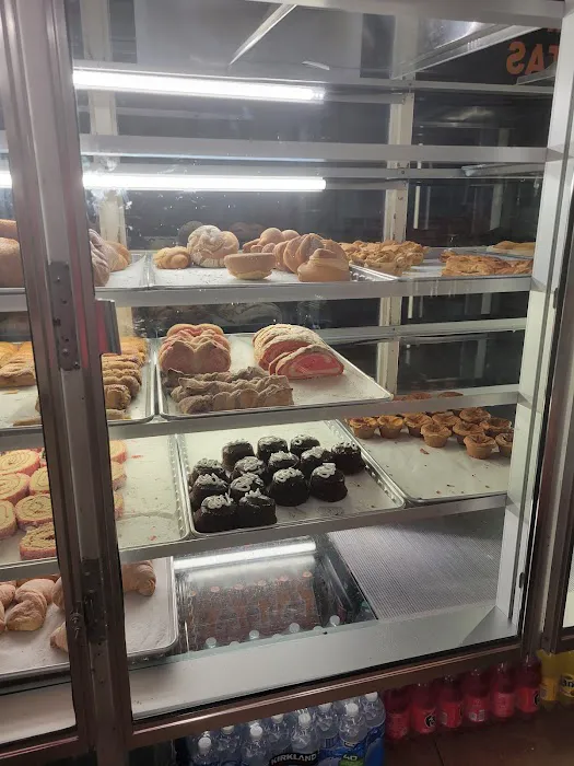 Diaz Bakery Picture 3
