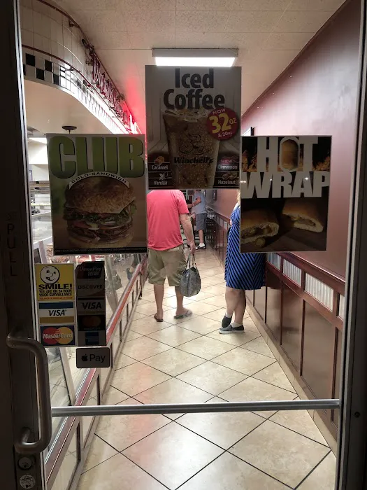 Winchell's Donut House Picture 10