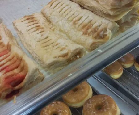 Dolly's Donuts & Cookies Too