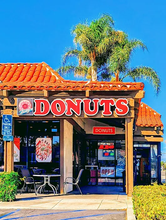 Dolly's Donuts & Cookies Too Picture 4